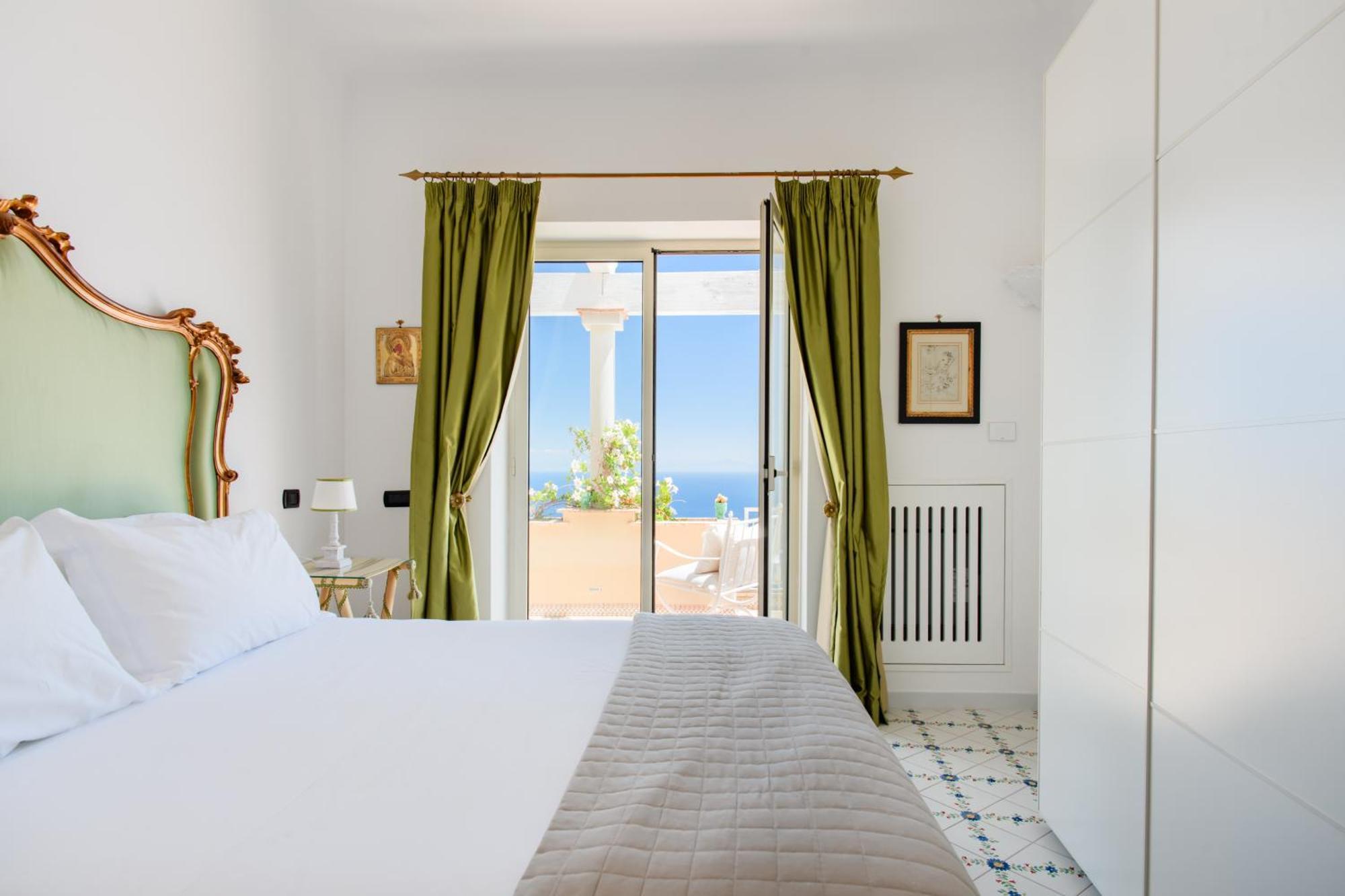 Villa Cristina -no Steps-amalfi Coast Views -hot Tube Praiano