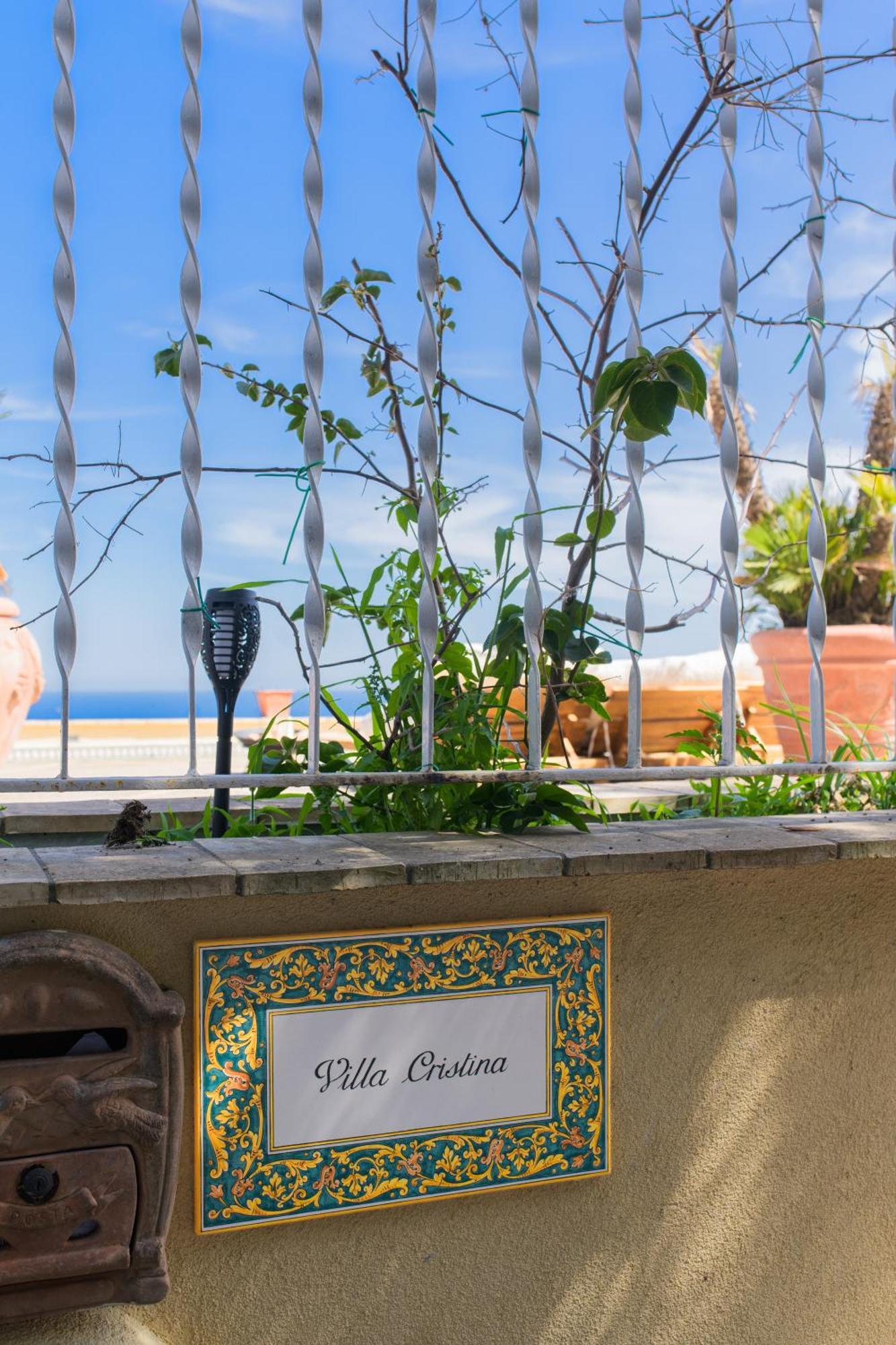 Villa Cristina -no Steps-amalfi Coast Views -hot Tube Praiano