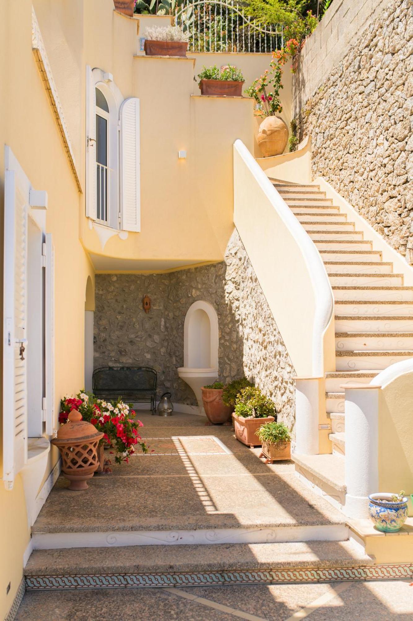 Cristina -no Steps-amalfi Coast Views -hot Tube Praiano